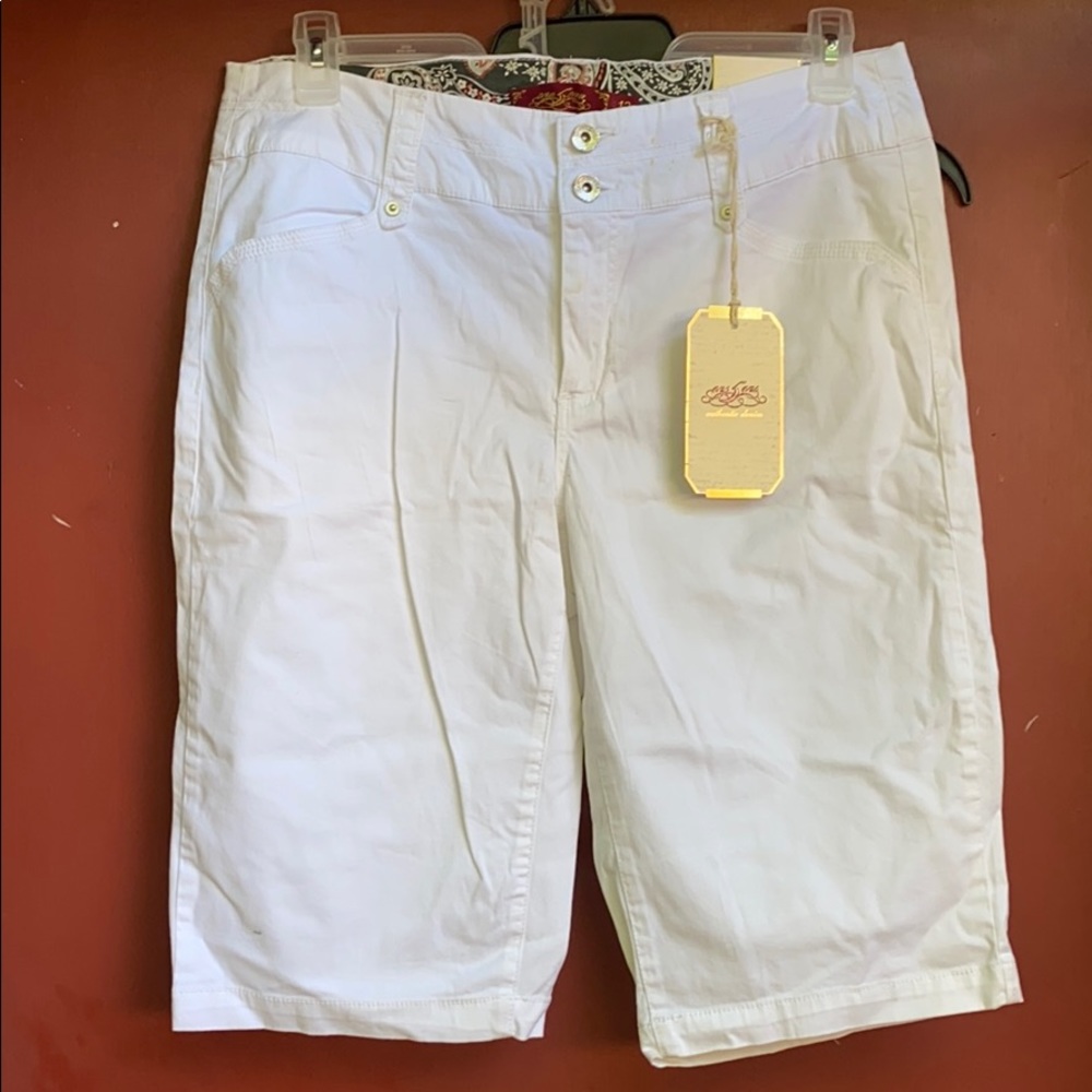 One5One Bermuda roll shorts - 12